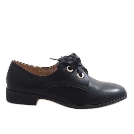 Zapatos con cordones lacados en negro BIY9023-CS