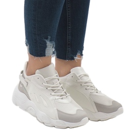 Zapatos deportivos blancos de moda 9115