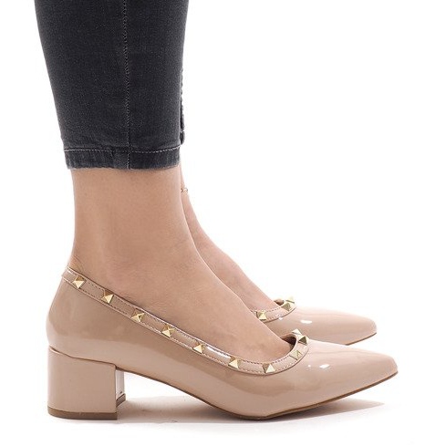 Bombas lacadas en rosa en el pilar X-70 rosado Bombas lacadas en rosa en el pilar X-70 rosado