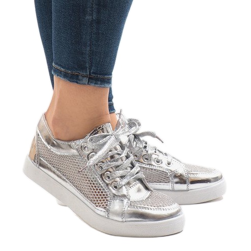 Zapatillas 521 plateadas caladas gris