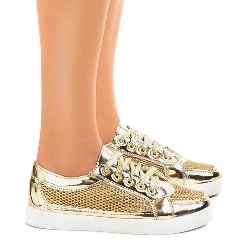 Zapatillas 521 doradas caladas dorado