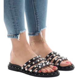 Pantuflas negras con tachuelas LK-2802 negro