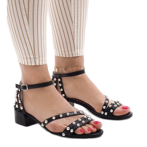 Sandalias negras de tacón 77-11 negro