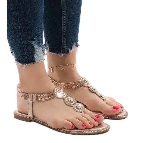 Chanclas champán con sandalias elásticas decoradas ST3107Y dorado