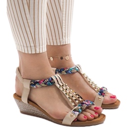 Sandalias de cuña beige con tachuelas B132-5 marrón multicolor