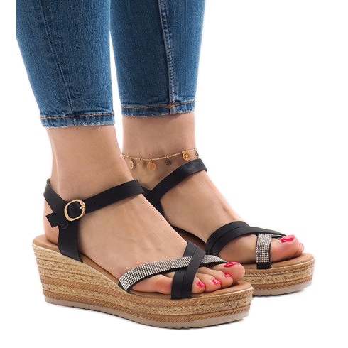 Sandalias negras en la plataforma WS8816 negro Sandalias negras en la plataforma WS8816 negro