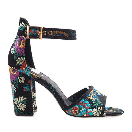 Sandalias negras en el poste 77-14 negro
