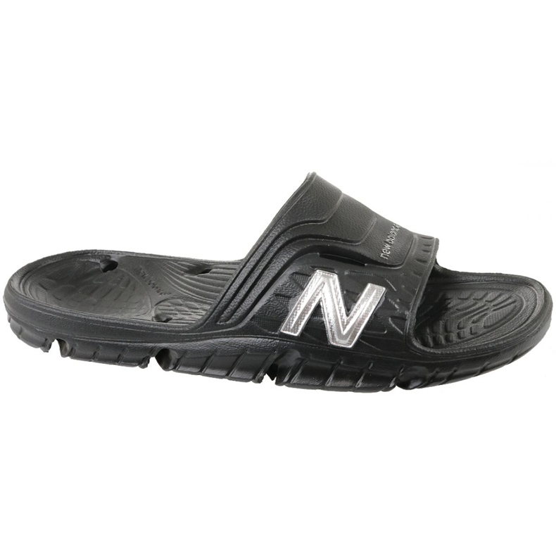 New Balance M SD104BS negro