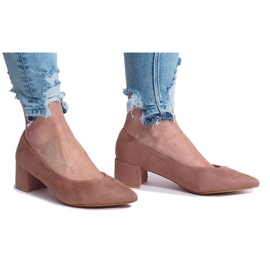 Bombas rosas en el pilar del corazón