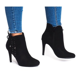 Botines de ante en una barra 66-98 Negro