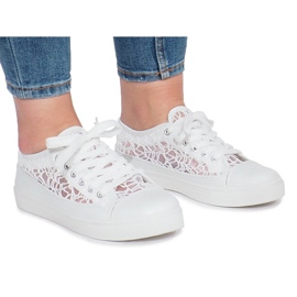 Zapatillas Dolita blancas caladas blanco
