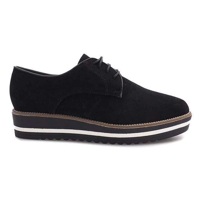 Zapatos con cordones negros de Paulette