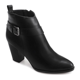 Boots On A Post 2255-2 Negro