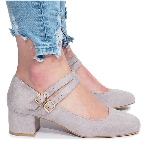 Bombas grises en el puesto de Tamara