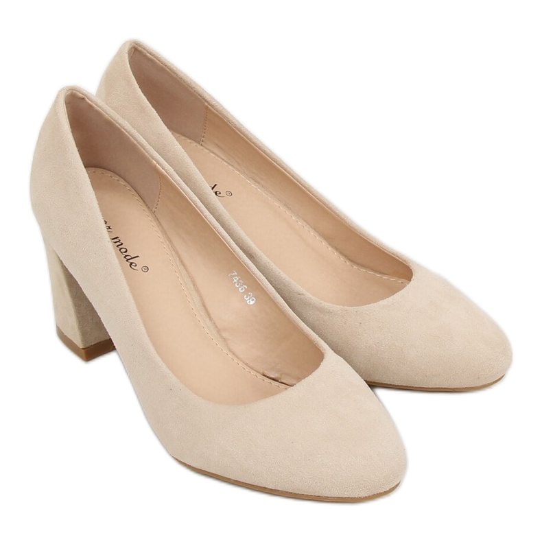 Zapatos de salón en un poste beige 7436 Cream II-GAT