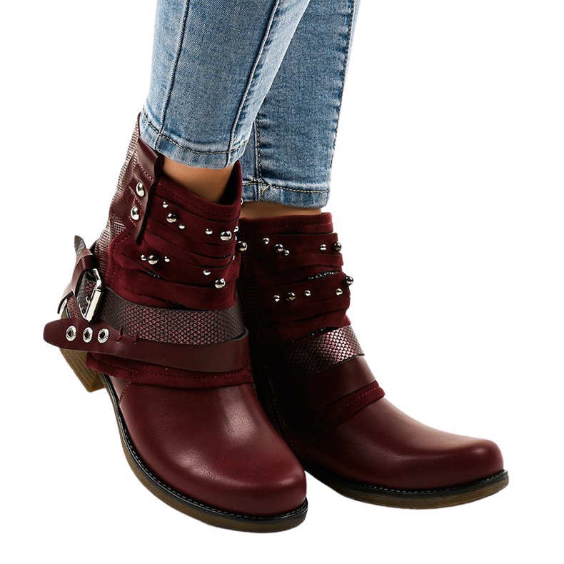 Botas cálidas granates, ricamente decoradas A-351 rojo Botas cálidas granates, ricamente decoradas A-351 rojo