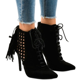 Botas negras ricamente decoradas 11047-1 negro