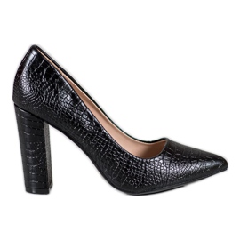 Diamantique Bombas en un pilar negro