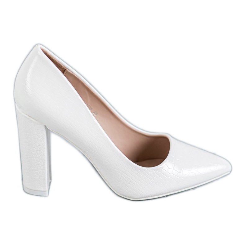 Diamantique Bombas en un pilar blanco Diamantique Bombas en un pilar blanco