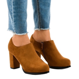 Botines de ante camel con cremallera JM-9 marrón