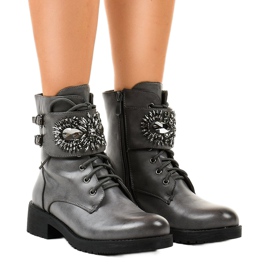 Botas de mujer grises con hebilla y rombos 0-251