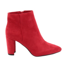 Botas en el poste de Sergio Leone 548 rojo
