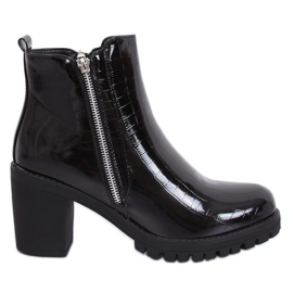 Botines Chelsea lacados en negro DA37P Black