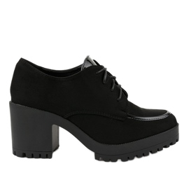 Botas negras en el poste masivo HQ651 negro