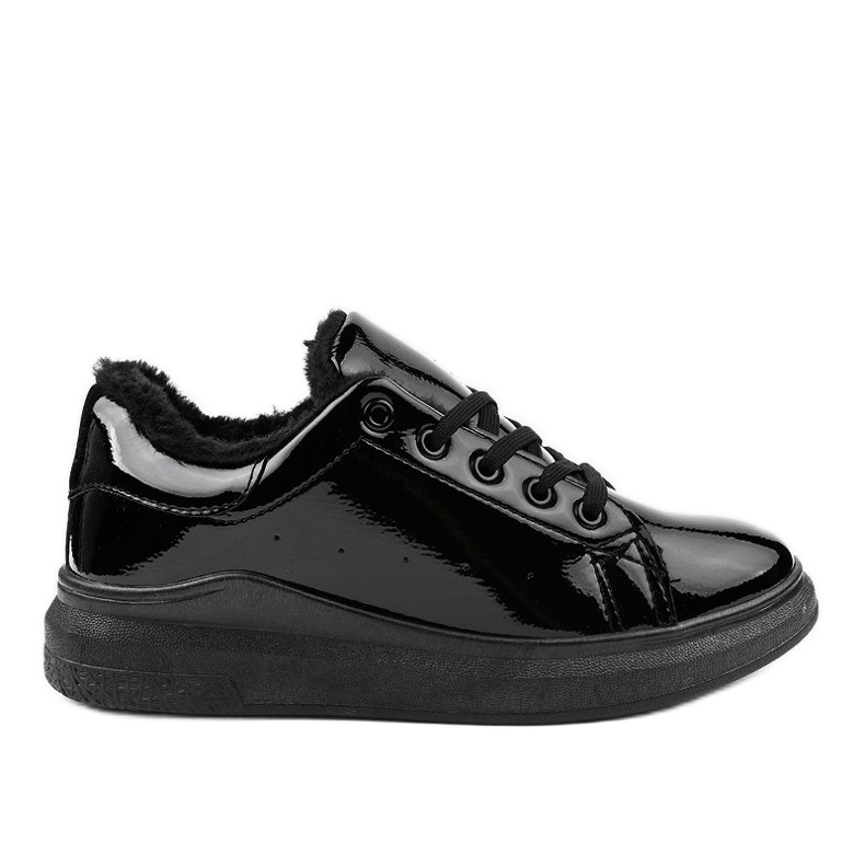 Zapatillas negras aisladas TL140-1 negro Zapatillas negras aisladas TL140-1 negro