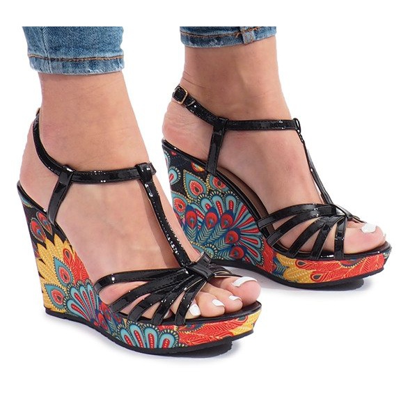 Sandalias negras en la cuña Ibrahim negro