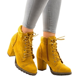 Botines de ante amarillo 995-31
