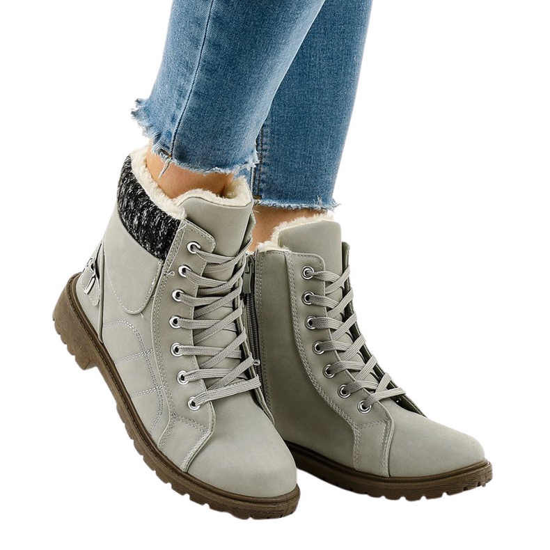 Botas de montaña con aislamiento gris NR02-4 Botas de montaña con aislamiento gris NR02-4