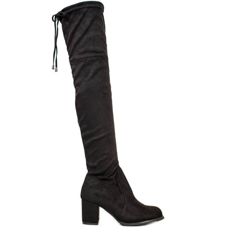 J. Star Botas sin cordones en un poste negro J. Star Botas sin cordones en un poste negro