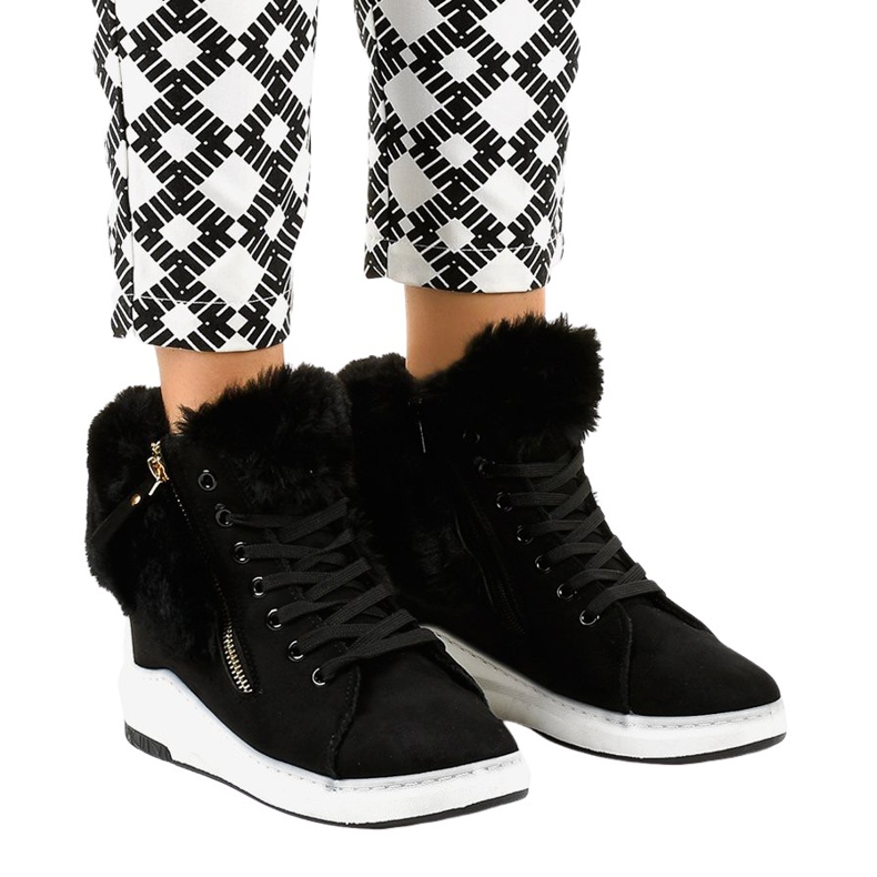 Zapatillas de mujer negras con aislamiento CN686 negro Zapatillas de mujer negras con aislamiento CN686 negro