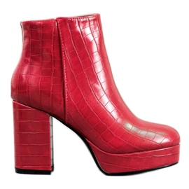 Small Swan Botas en la plataforma rojo