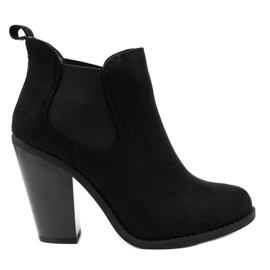 Botines de ante negro en el poste H305 Botines de ante negro en el poste H305