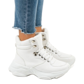 Zapatillas de mujer blancas con aislamiento C-3132 blanco