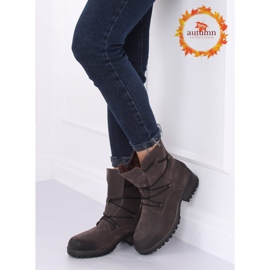Gris Botas en el protector gris K1936104 Gris