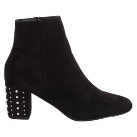 Botas negras de tacón con tachuelas 3098A Negro