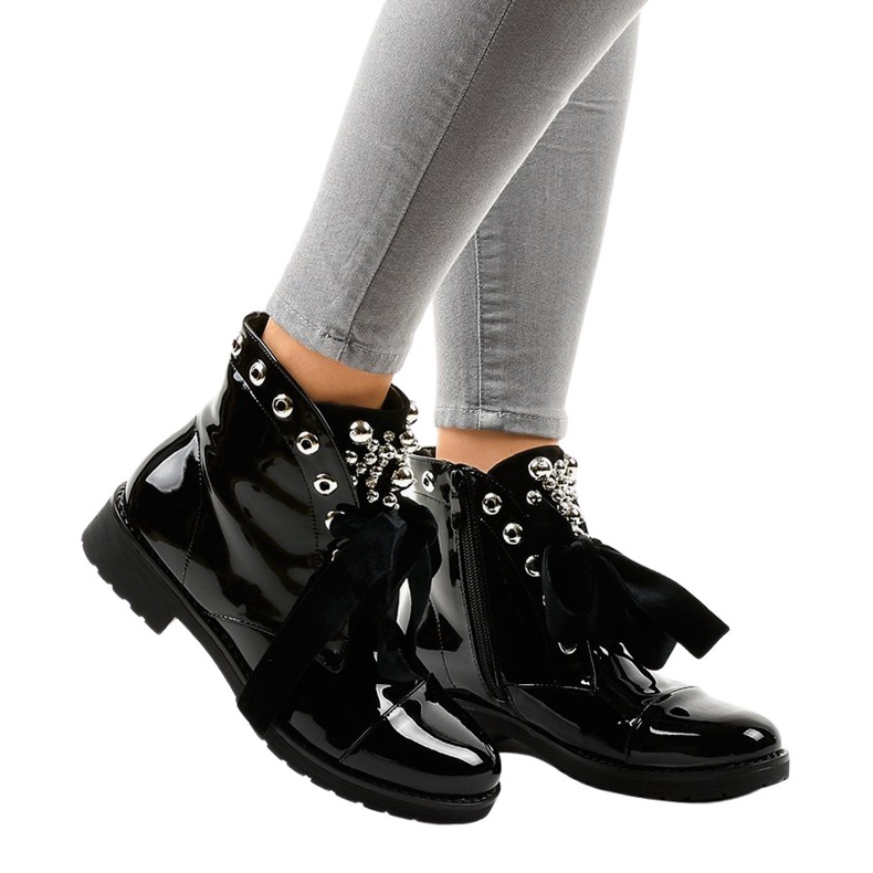 Botas aislantes lacadas en negro A3320EA Botas aislantes lacadas en negro A3320EA