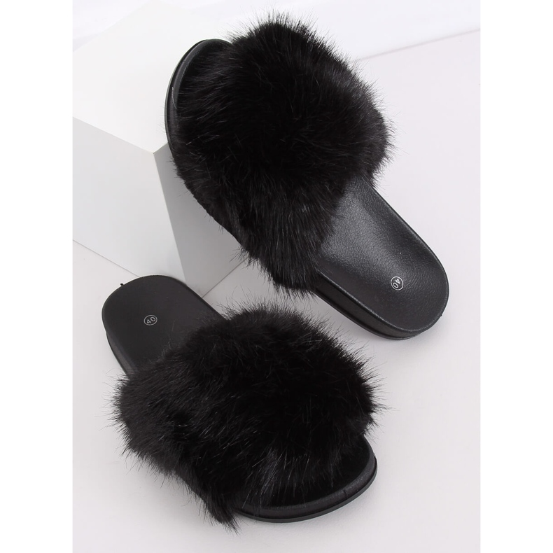 Zapatillas negras con pelo negro CK107P Negro