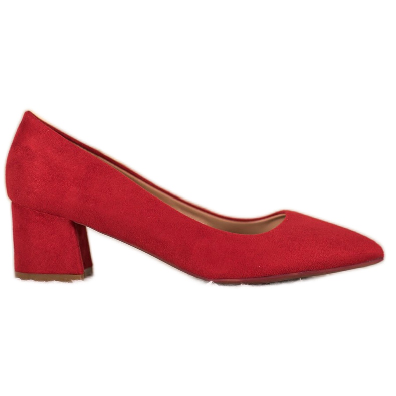 Fama Bombas en un pilar rojo Fama Bombas en un pilar rojo