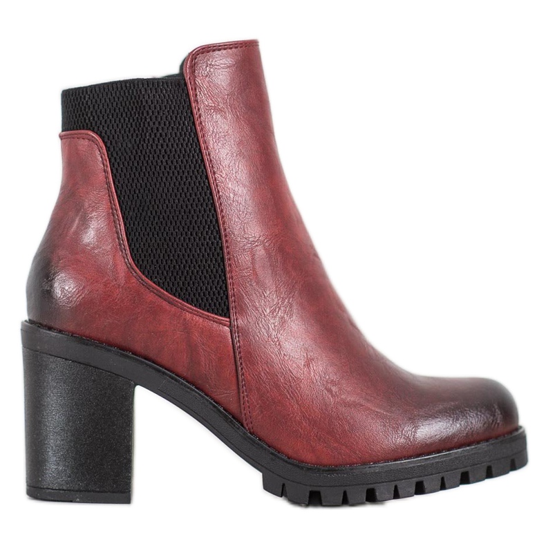 M.Daszyński Botas cómodas en un poste rojo