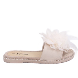 Zapatillas de mujer beige con plumas CK131P Beige