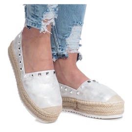 Alpargatas plateadas en la cuña Glam gris