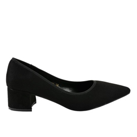 Zapatos de tacón de ante negro en el pilar L436