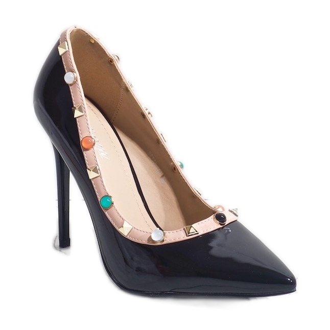 Tacones lacados en negro con tachuelas 98273-114