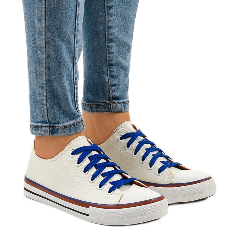 Zapatillas bajas blancas clásicas W03 blanco Zapatillas bajas blancas clásicas W03 blanco