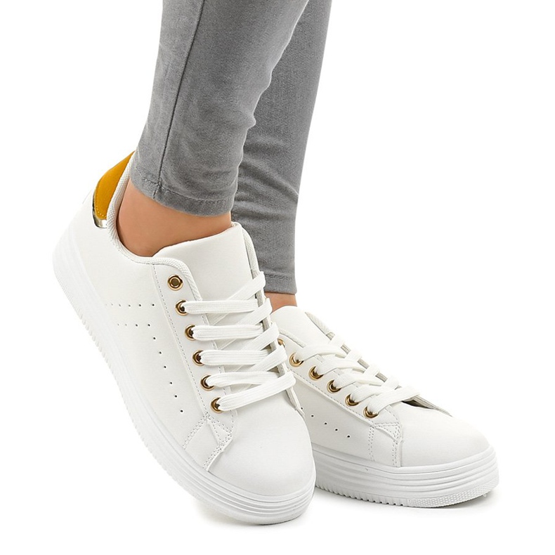 Zapatillas blancas clásicas en la plataforma BK-52 blanco