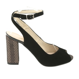 Gamis Sandalias de cuero negro para mujeres Negro 3930